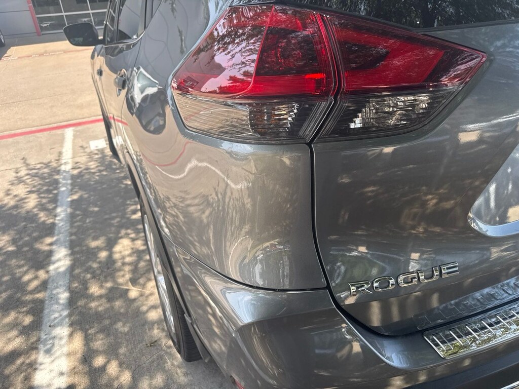 Used 2020 Nissan