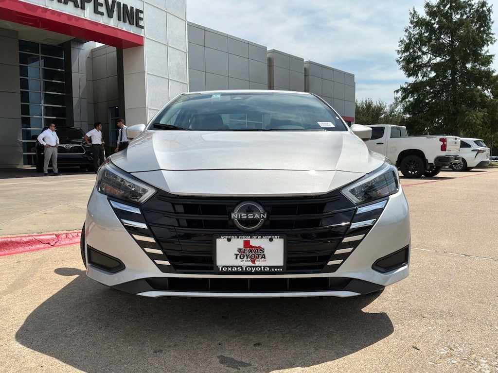 Used 2025 Nissan