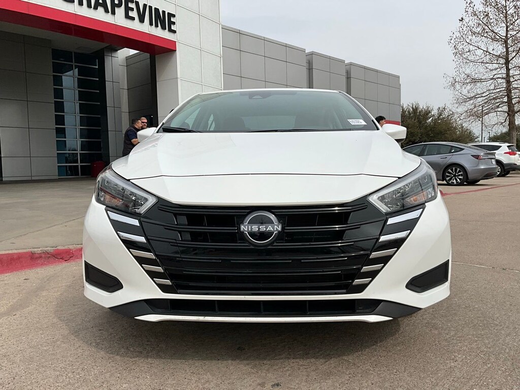 Used 2025 Nissan Versa 1.6 SV Sedan
