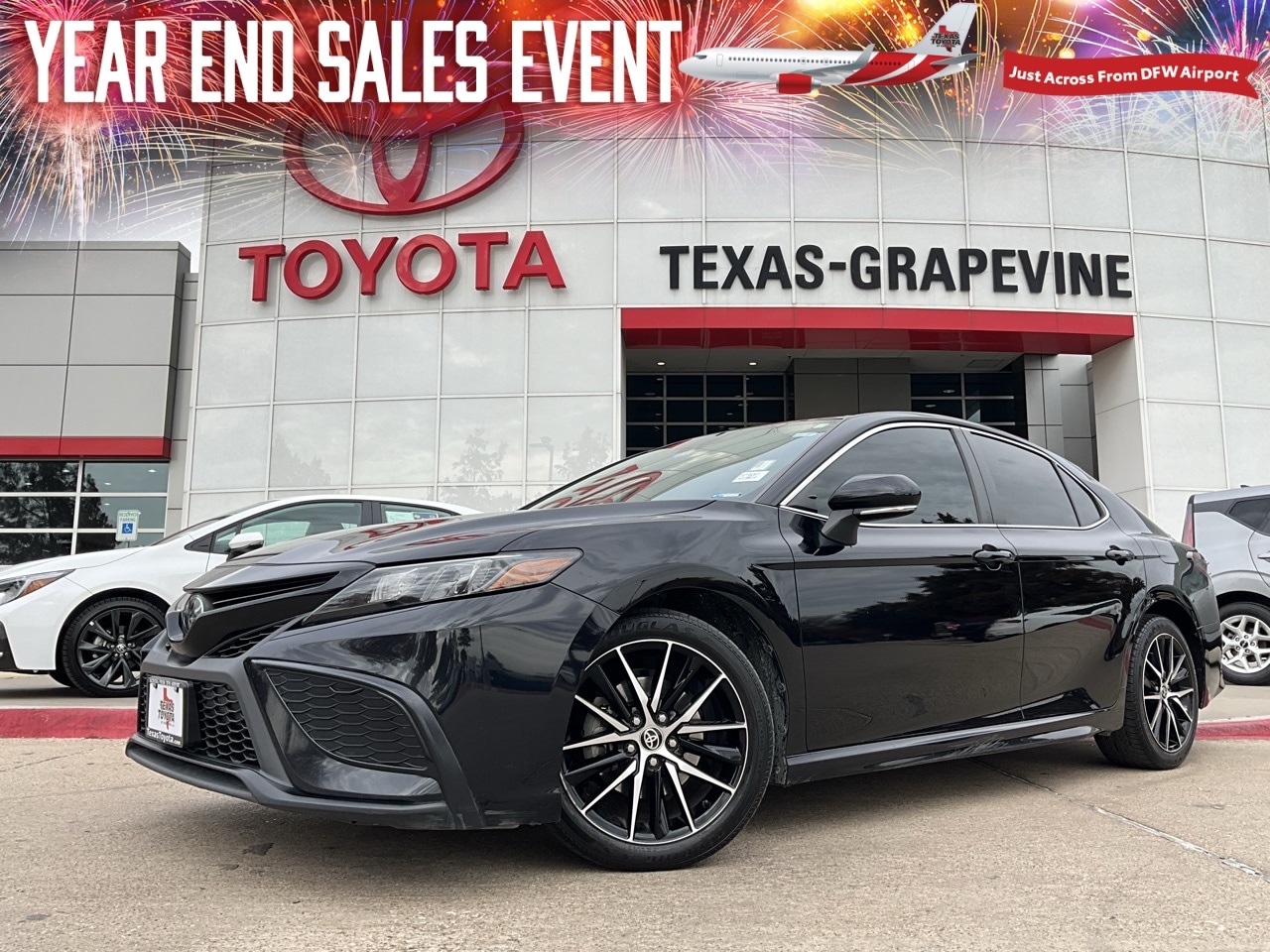 2023 Toyota Camry SE's photo