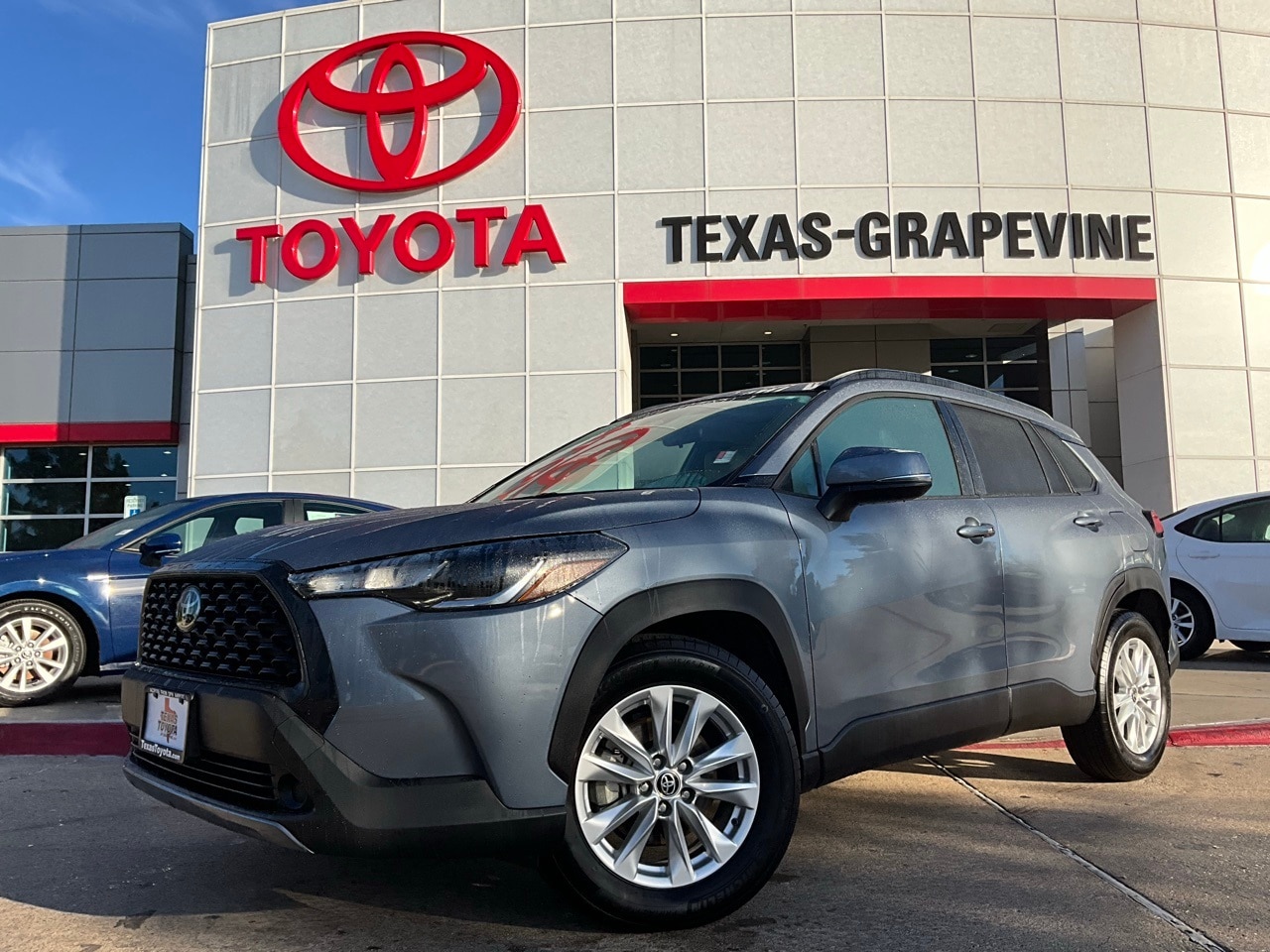 Used 2023 Toyota Corolla Cross LE with VIN 7MUBAAAG3PV043378 for sale in Northfield, Minnesota