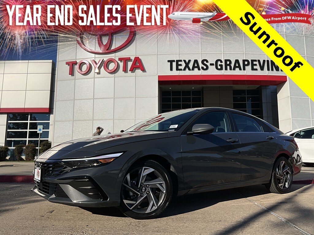 Used 2025 Hyundai Elantra SEL Convenience Sedan