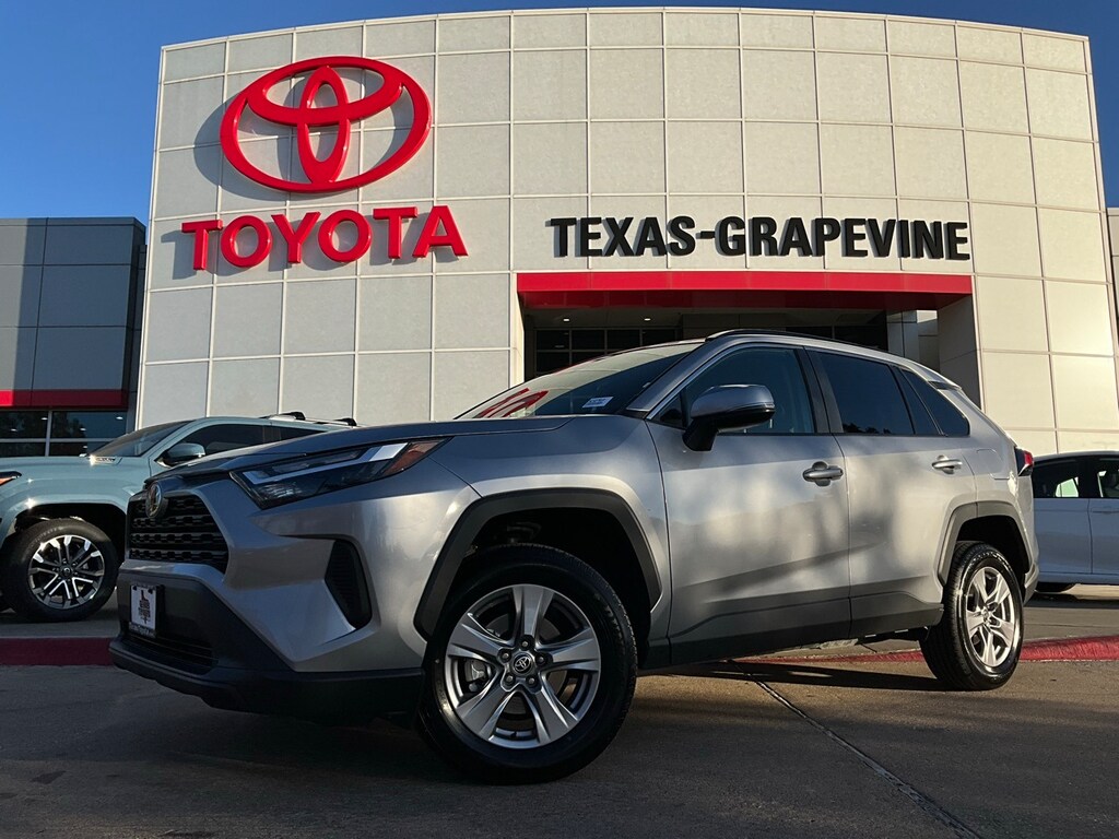 Used 2025 Toyota RAV4 XLE SUV