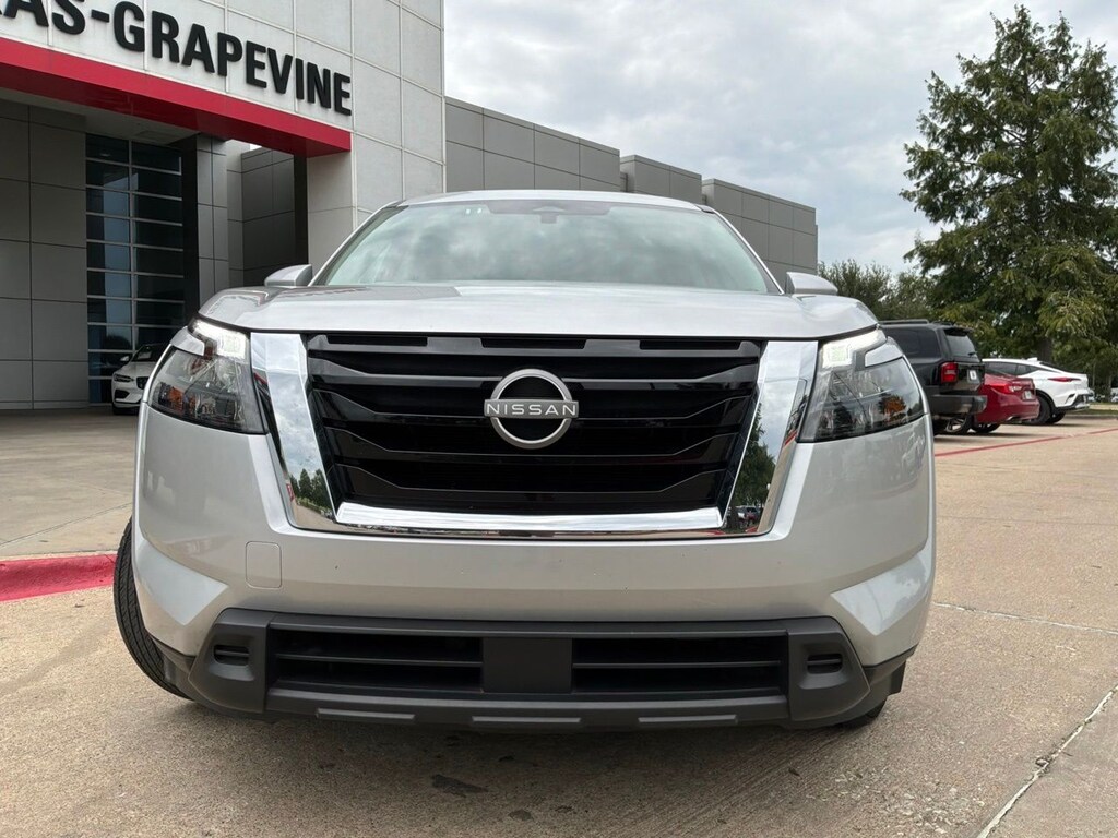 Used 2025 Nissan