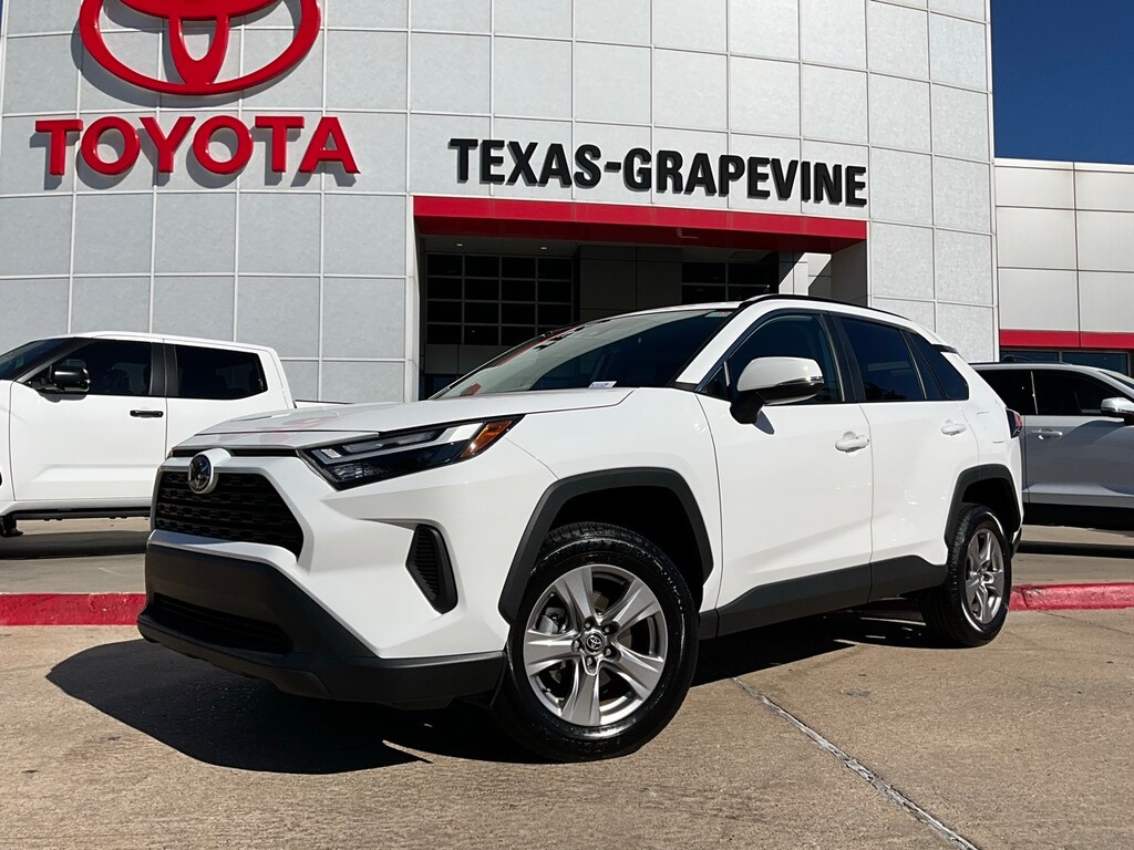 Used 2025 Toyota RAV4 XLE SUV