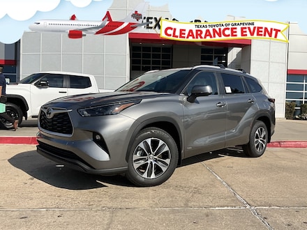 2025 Toyota Highlander Hybrid XLE SUV 2025 Toyota Highlander Hybrid XLE SUV
