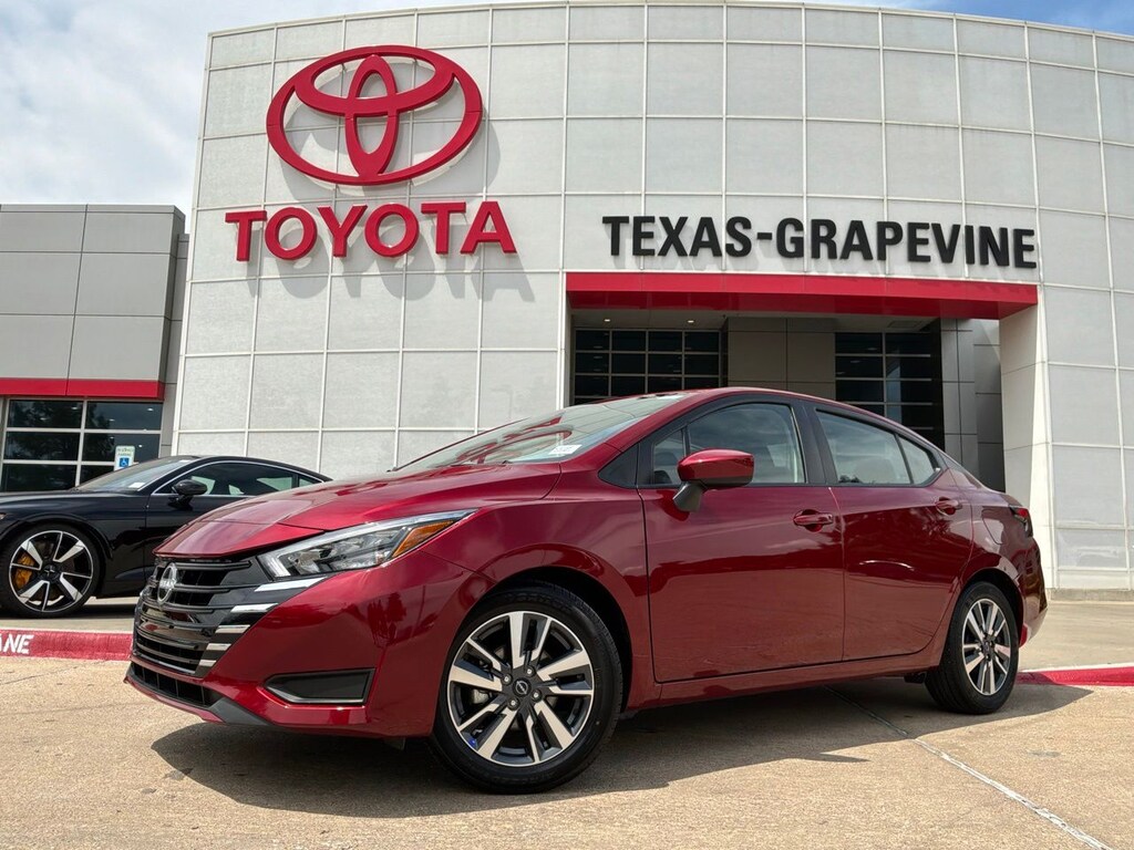 Used 2025 Nissan