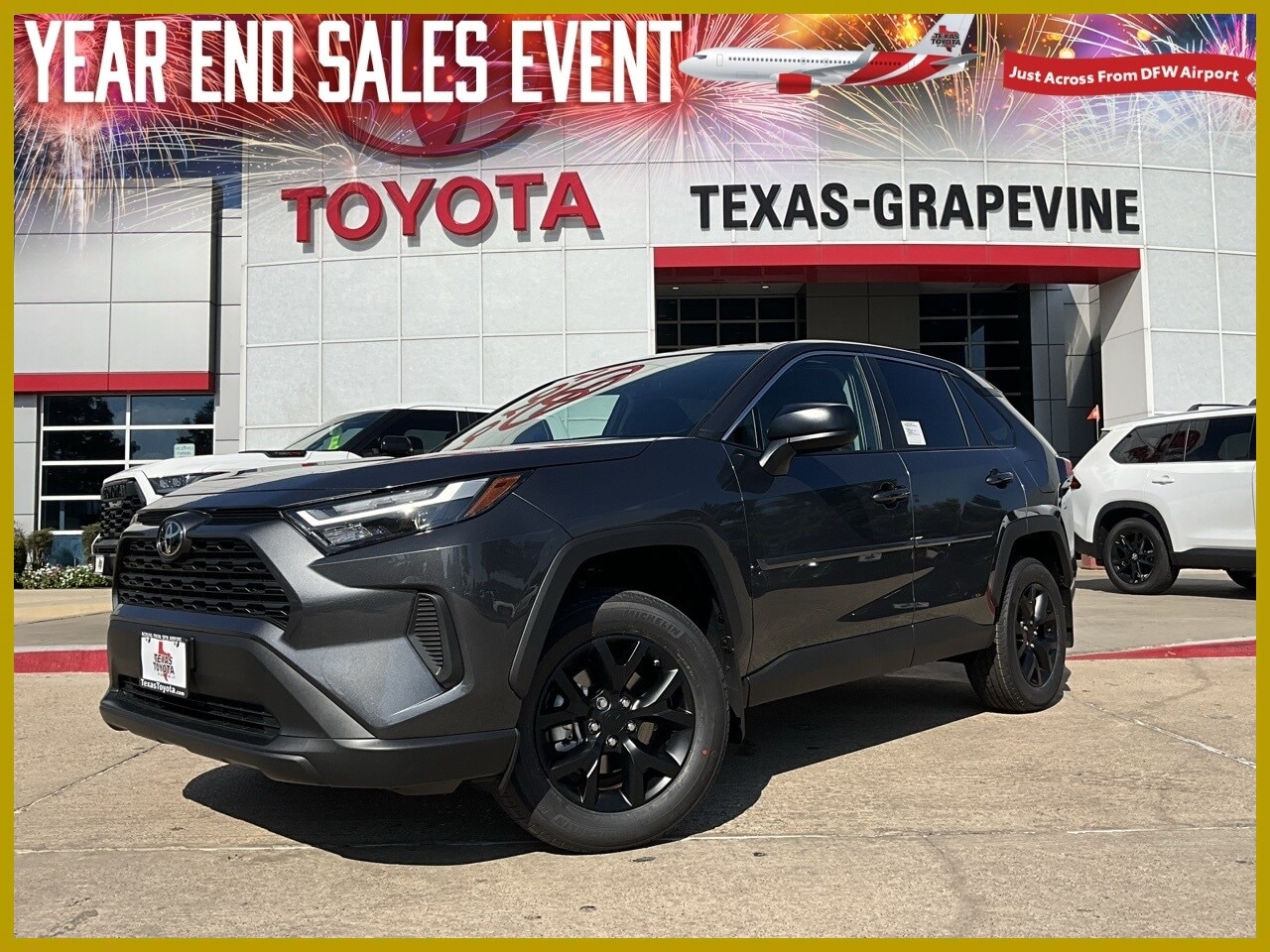 2025 Toyota RAV4 LE's photo