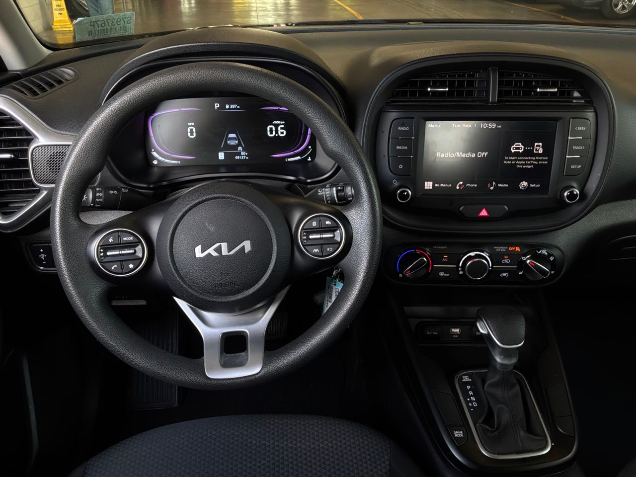 2025 Kia Soul LX - Photo 13