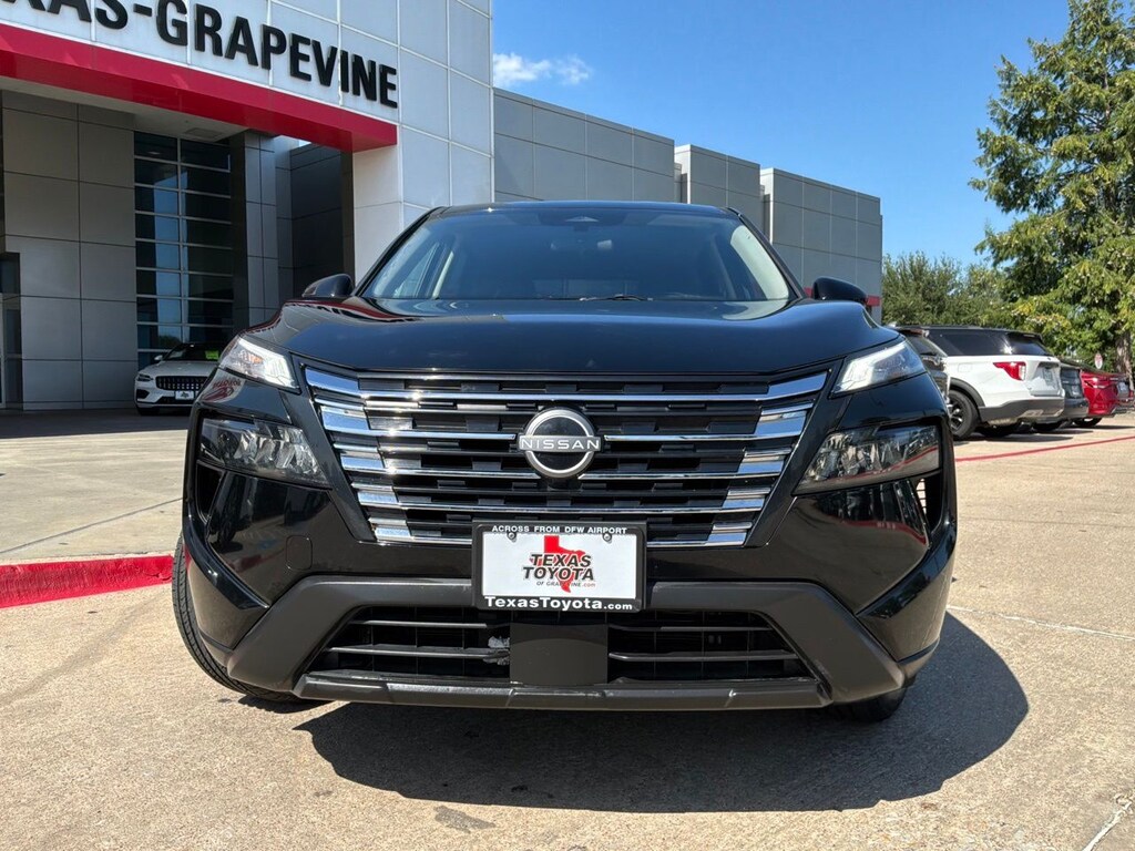 Used 2025 Nissan Rogue SV SUV