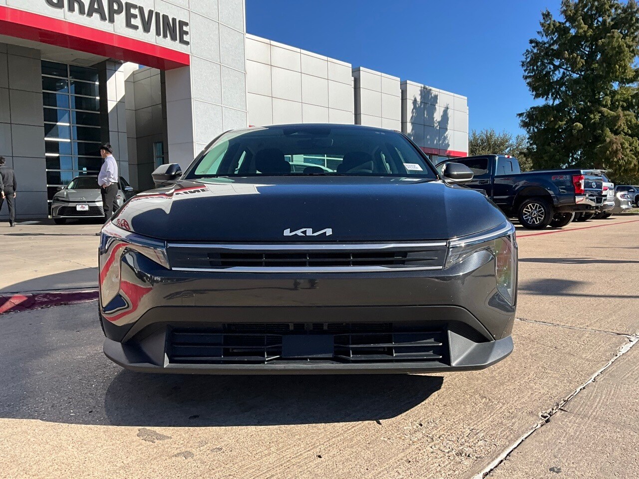 2025 Kia K4 LXS photo 3