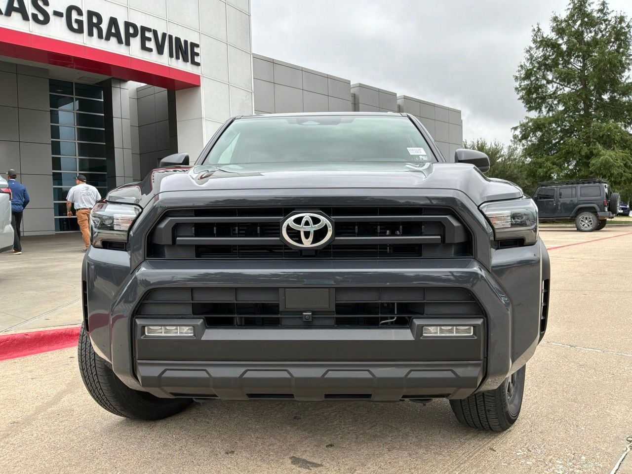 View vehicle photo 3