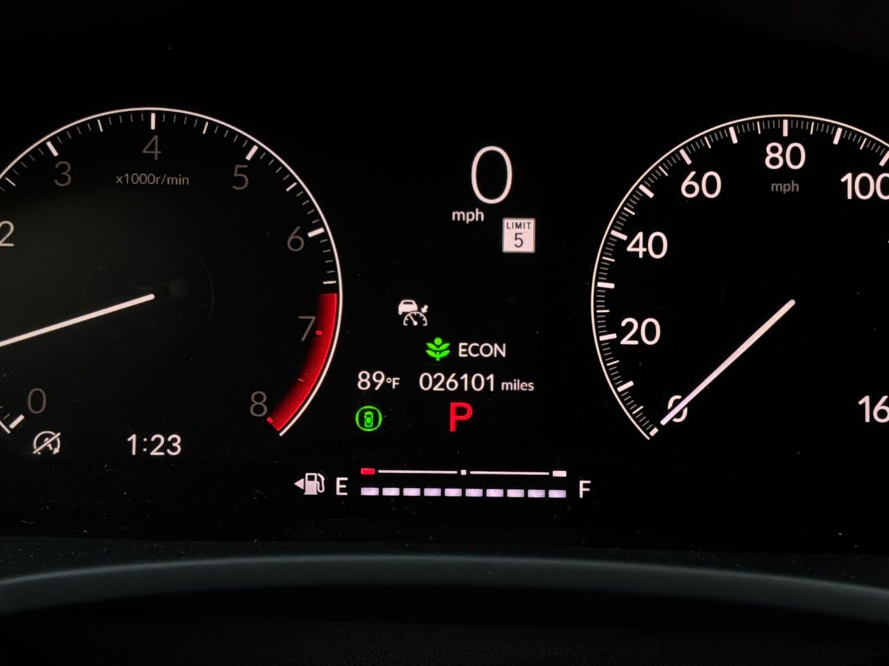 2025 Honda Civic Hatchback Sport - Photo 35