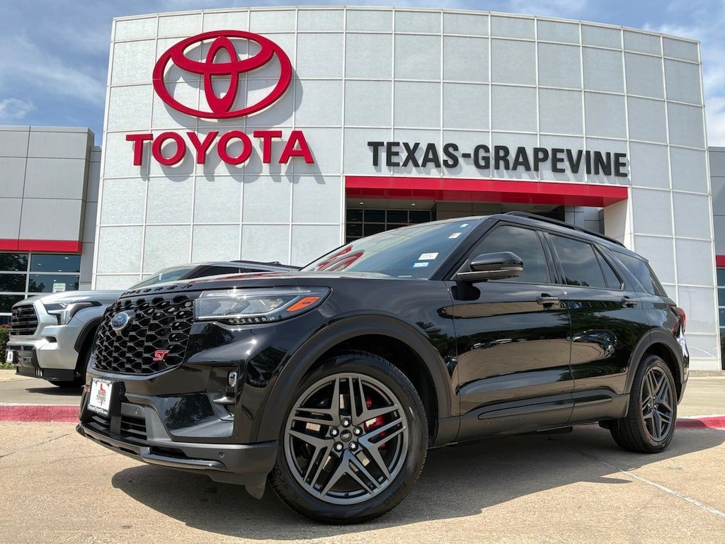 Used 2025 Ford Explorer ST SUV