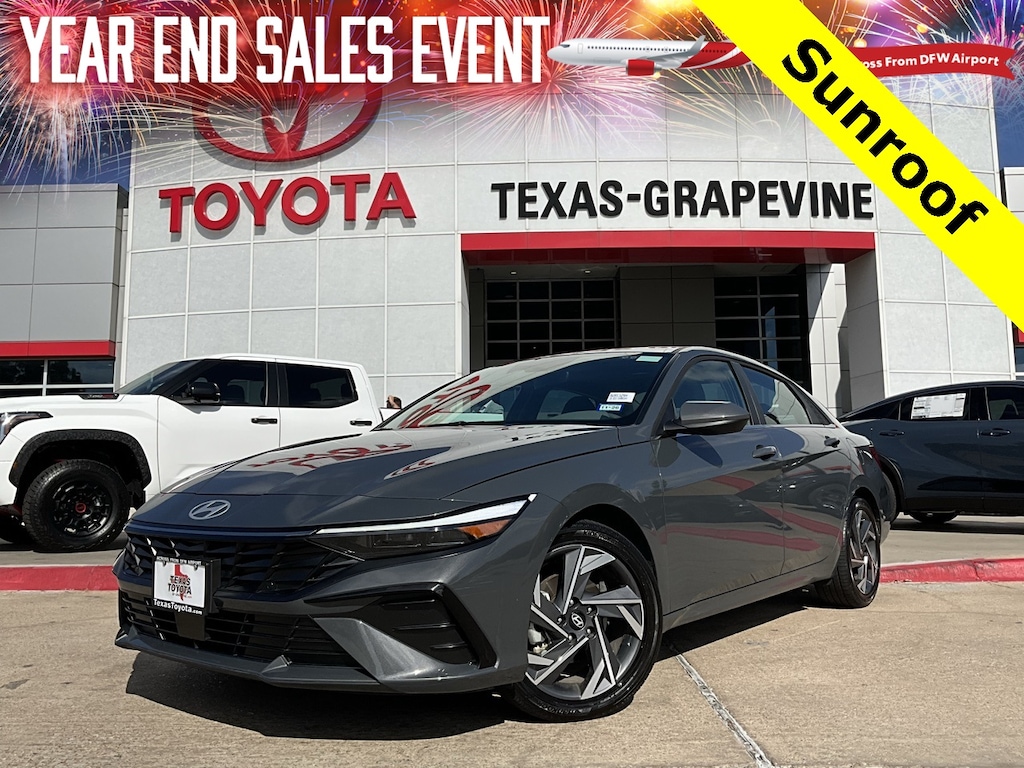 Used 2025 Hyundai Elantra SEL Convenience Sedan