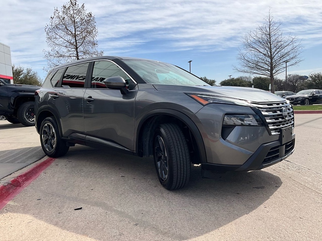 Used 2025 Nissan Rogue SV SUV