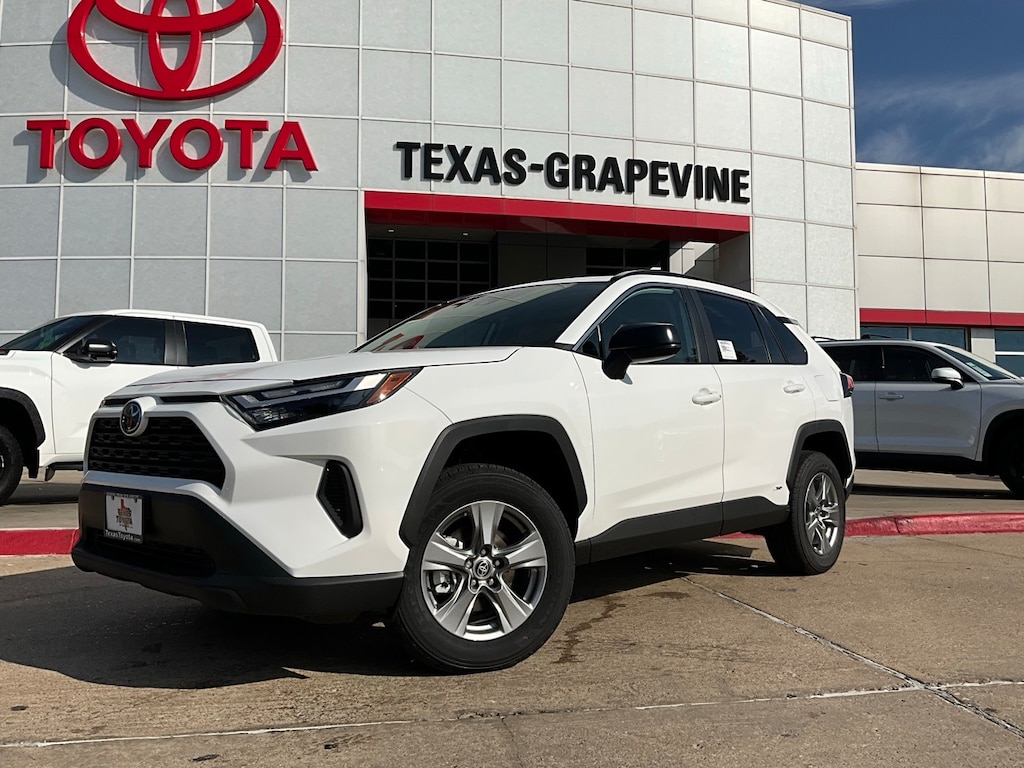 New 2025 Toyota RAV4 Hybrid LE SUV