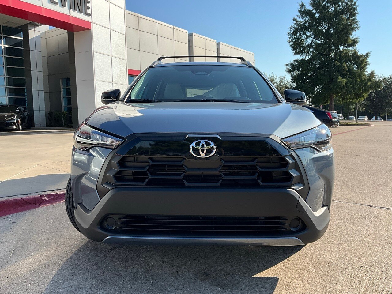 2026 Toyota Corolla Cross LE photo 2