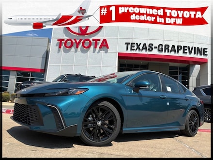 2026 Toyota Camry SE Car
