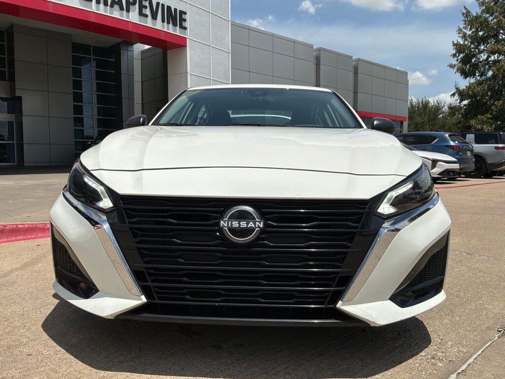 Used 2025 Nissan