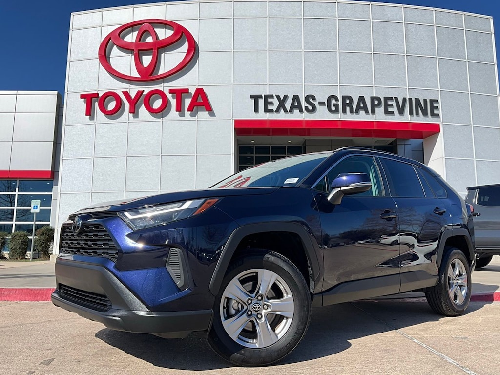 Used 2025 Toyota RAV4 XLE SUV