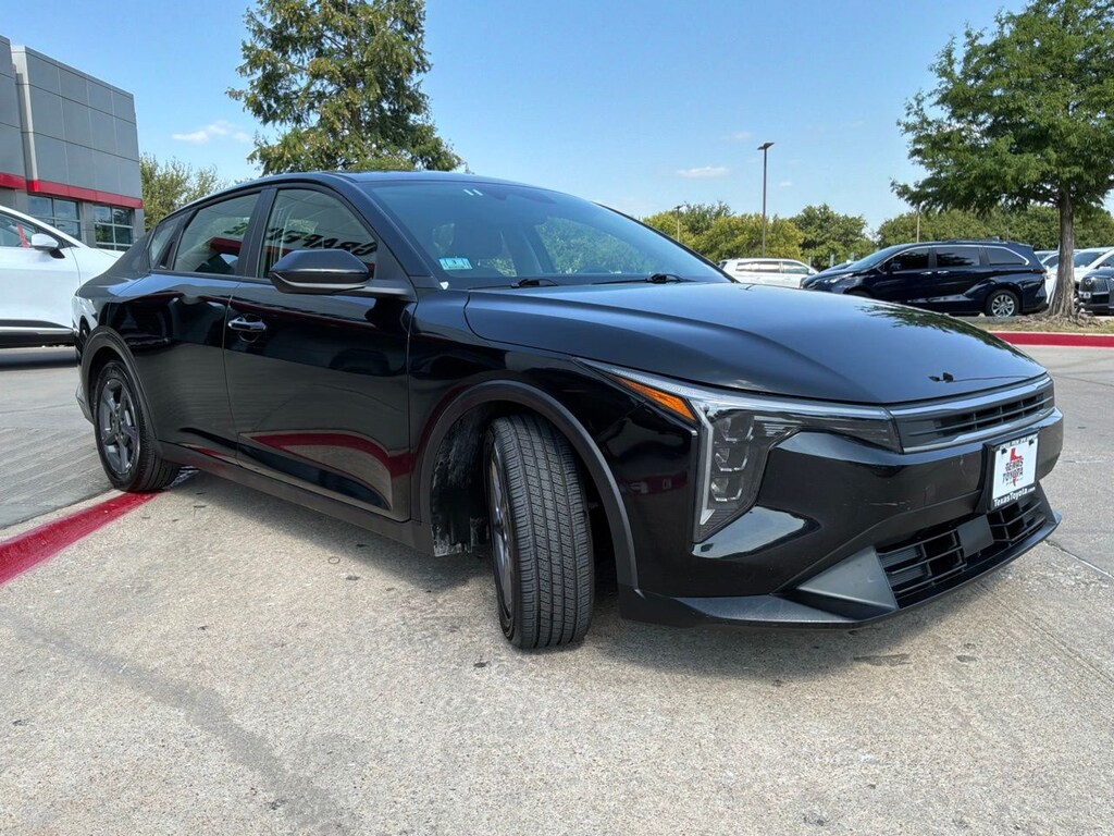 Used 2025 Kia