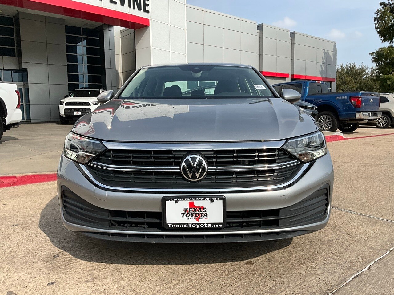 2024 Volkswagen Jetta 1.5T S photo 3