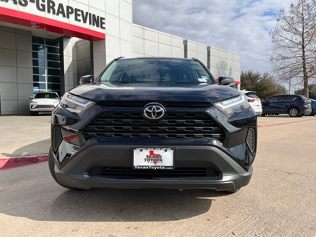 Used 2025 Toyota RAV4 XLE SUV