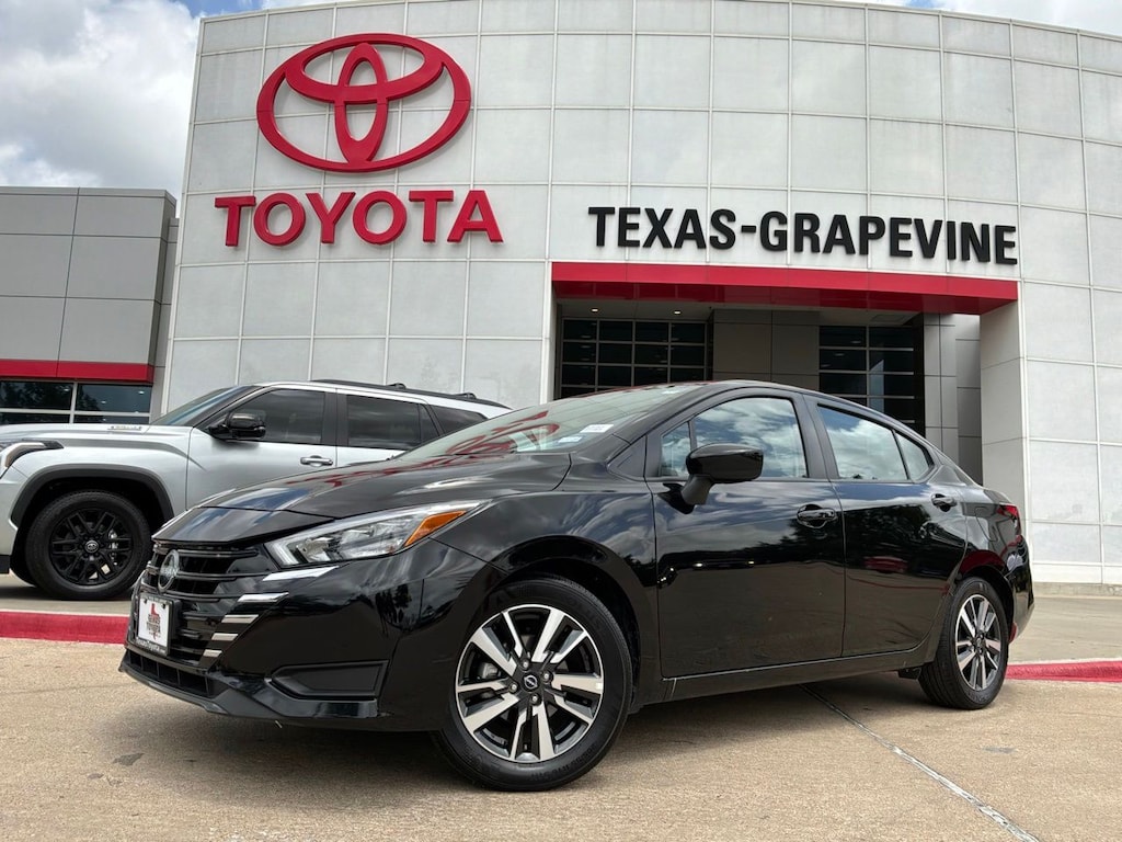 Used 2025 Nissan