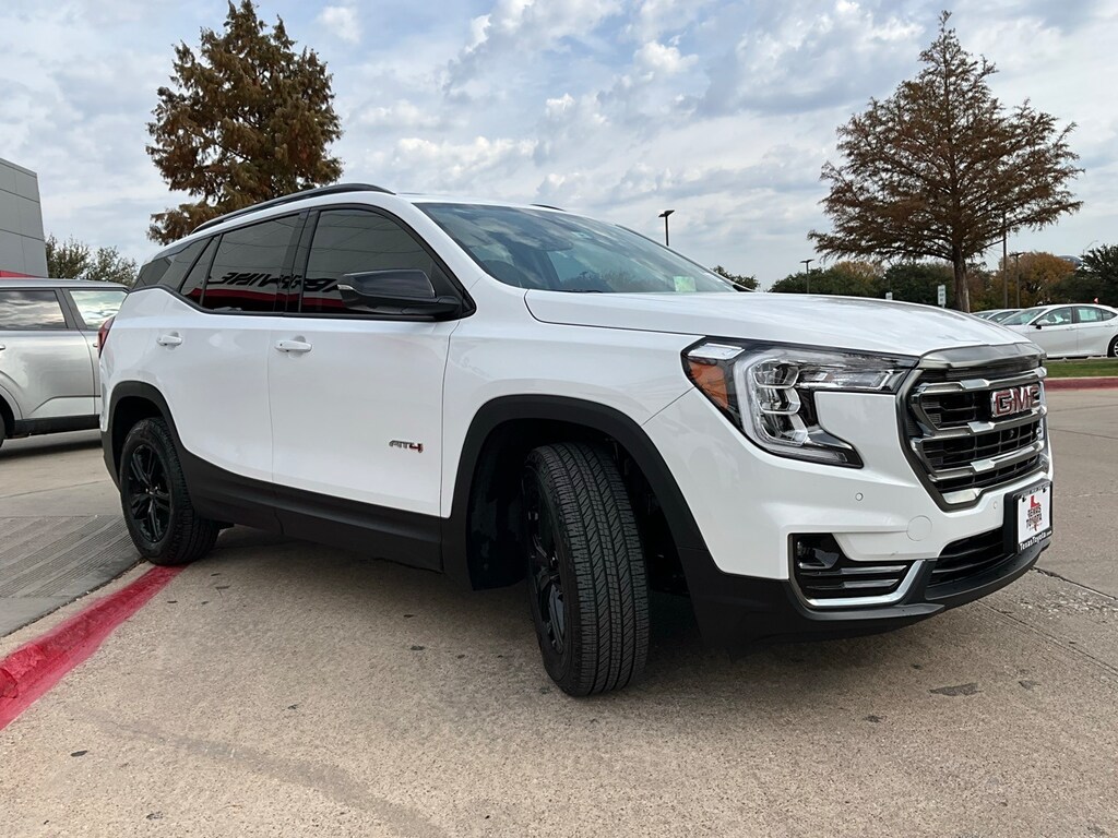 Used 2023 GMC