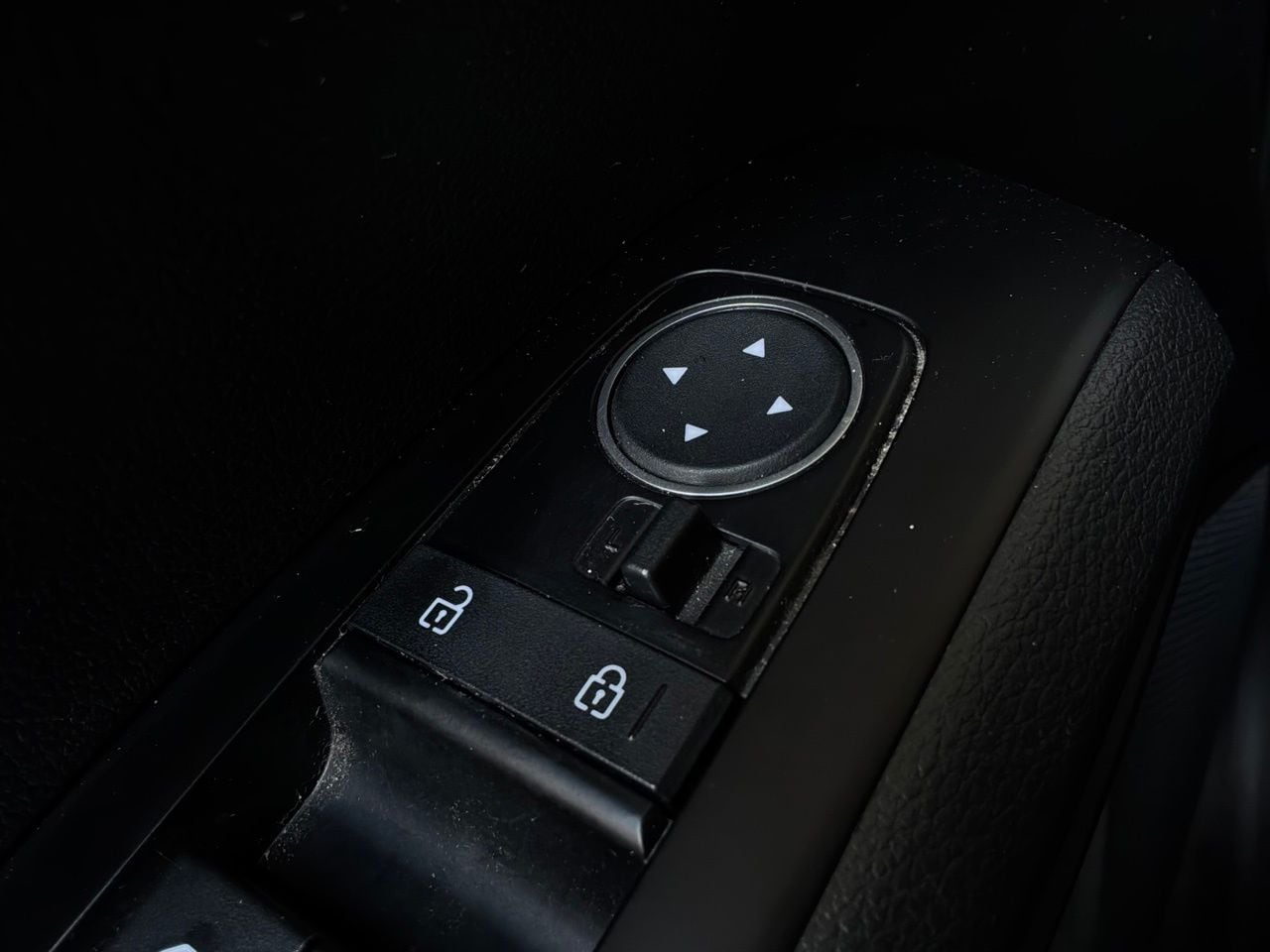 2025 Kia Soul LX - Photo 21