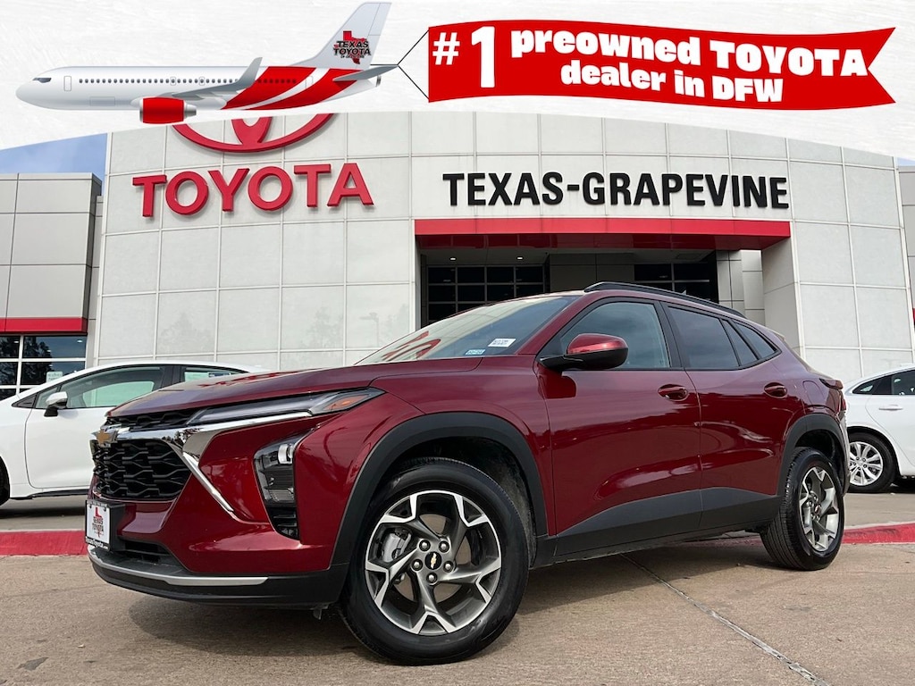 Used 2025 Chevrolet Trax LT SUV