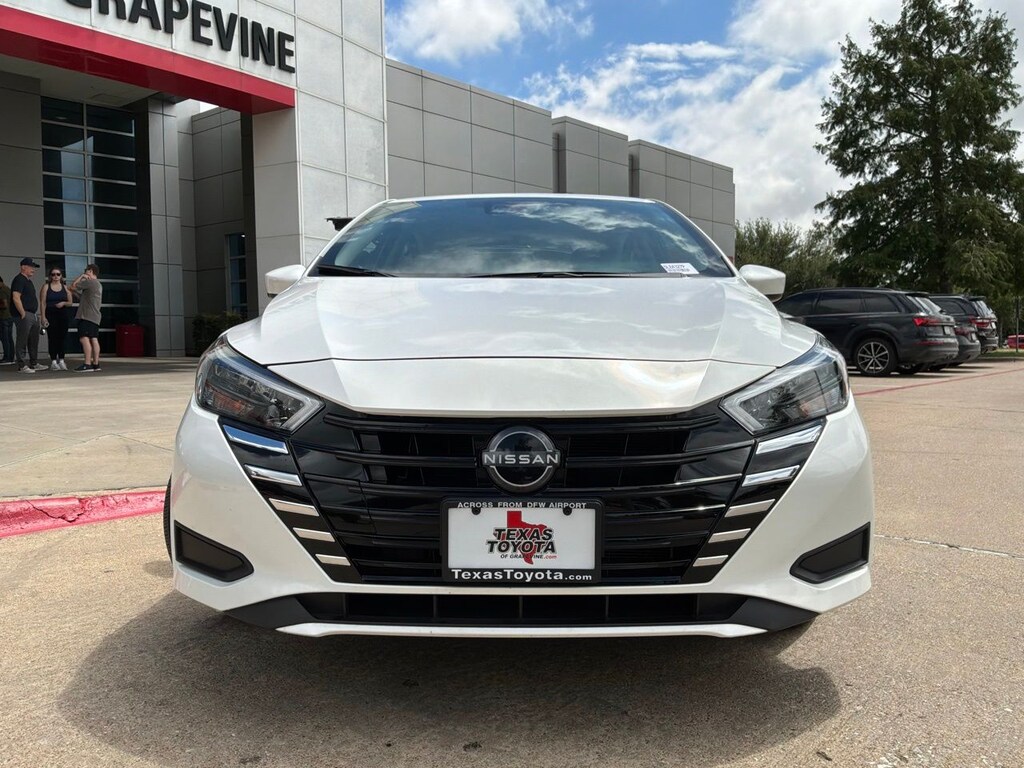 Used 2025 Nissan Versa 1.6 SV Sedan