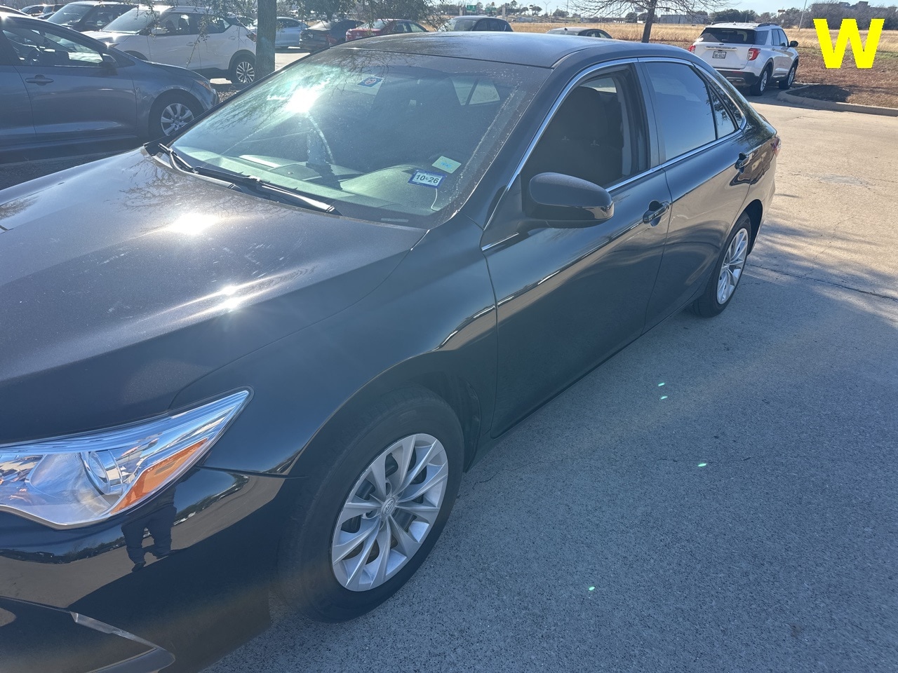 2017 Toyota Camry LE's photo