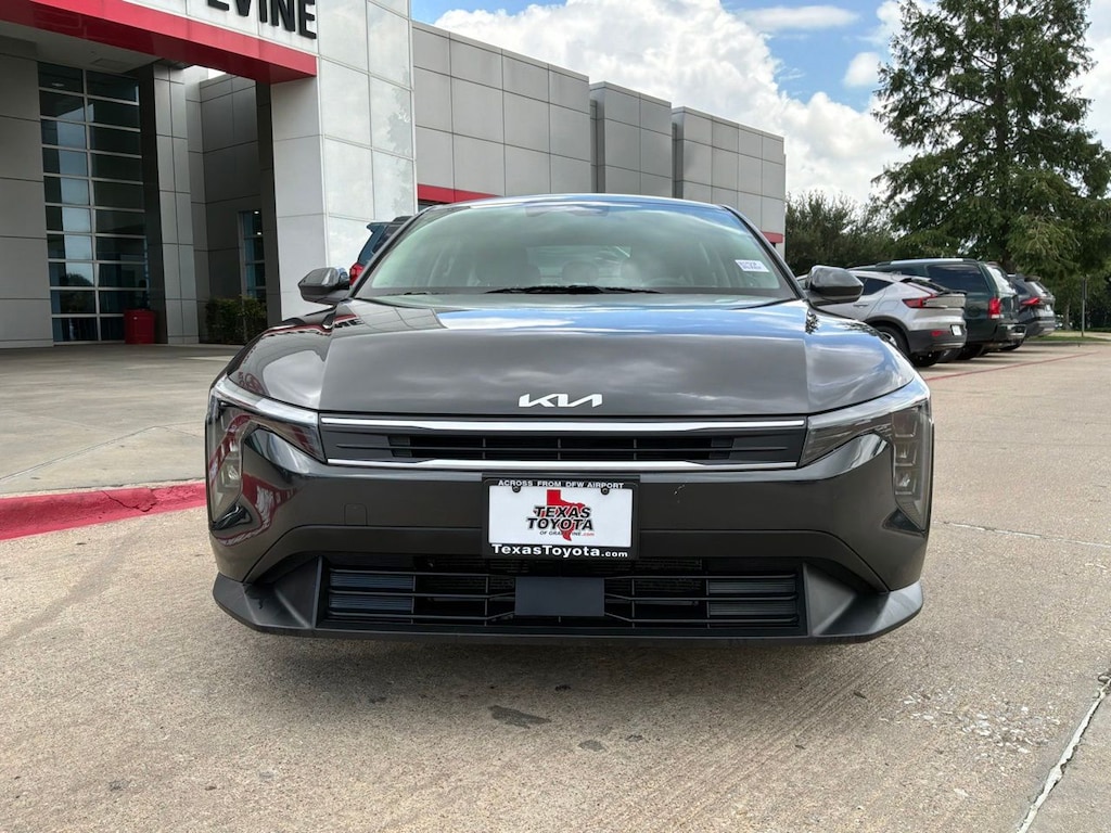 Used 2025 Kia K4 LXS Sedan