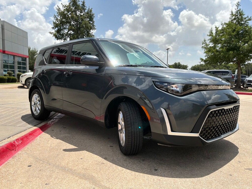 Used 2025 Kia