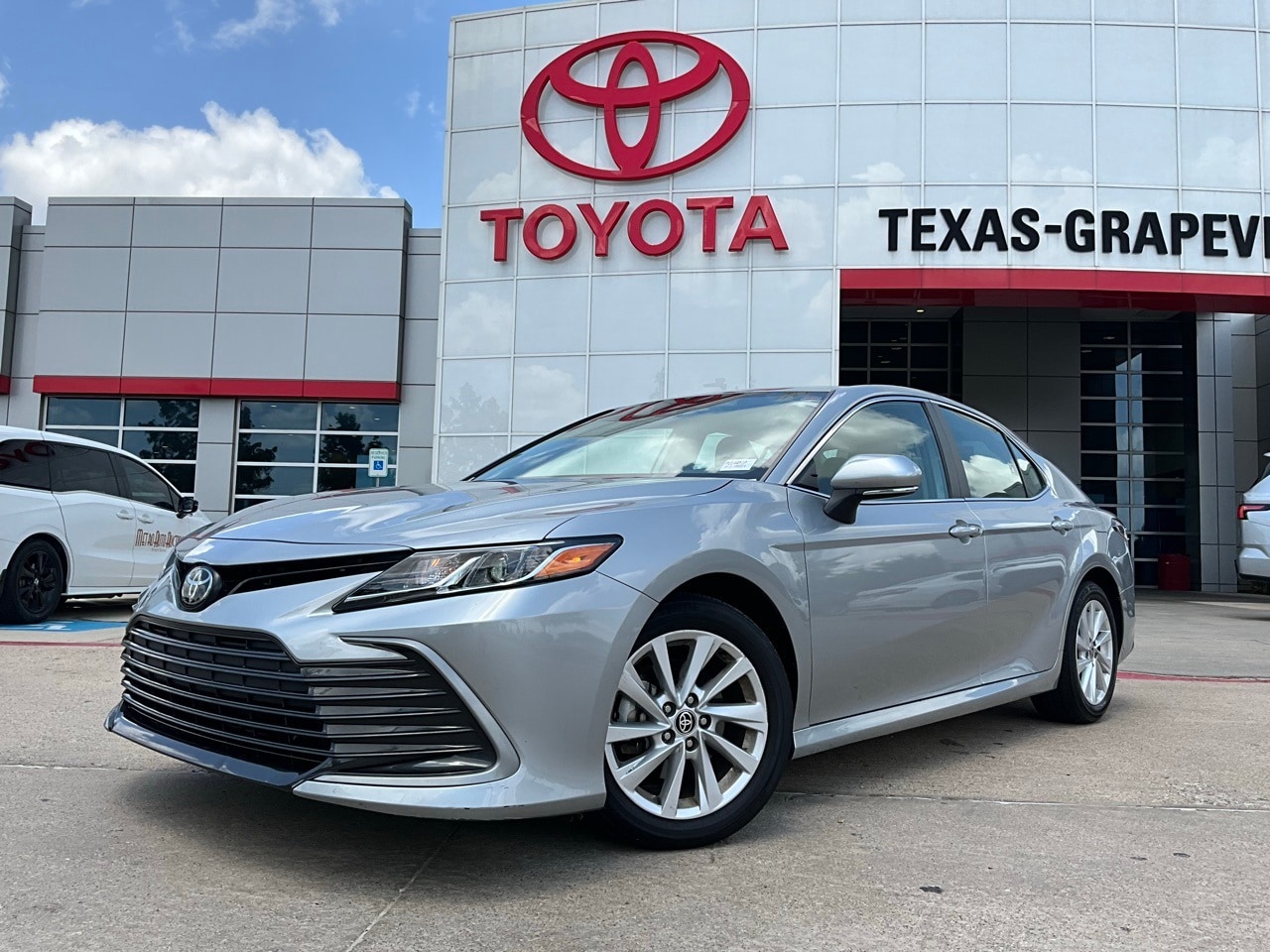 Used 2023 Toyota Camry LE with VIN 4T1C11AK2PU144518 for sale in Grapevine, TX