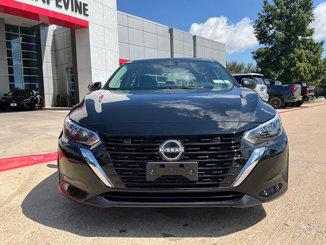 2024 Nissan Sentra SV photo 3