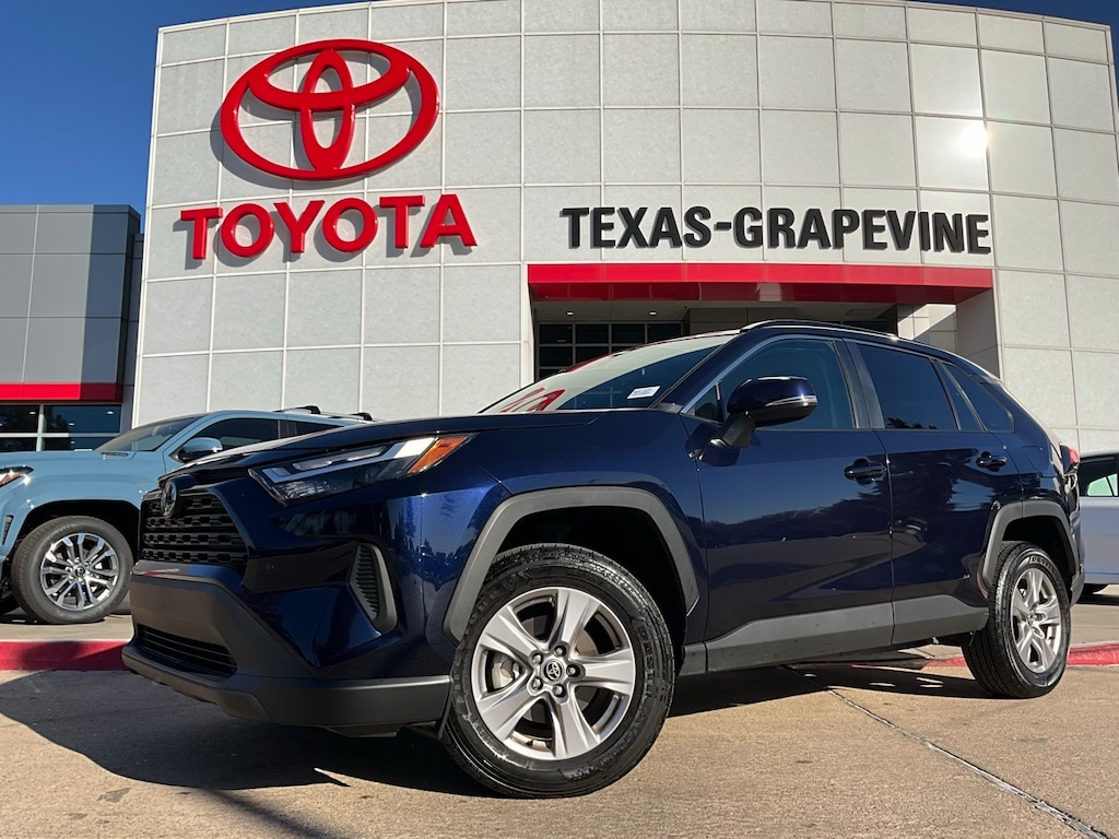 Used 2025 Toyota RAV4 XLE SUV