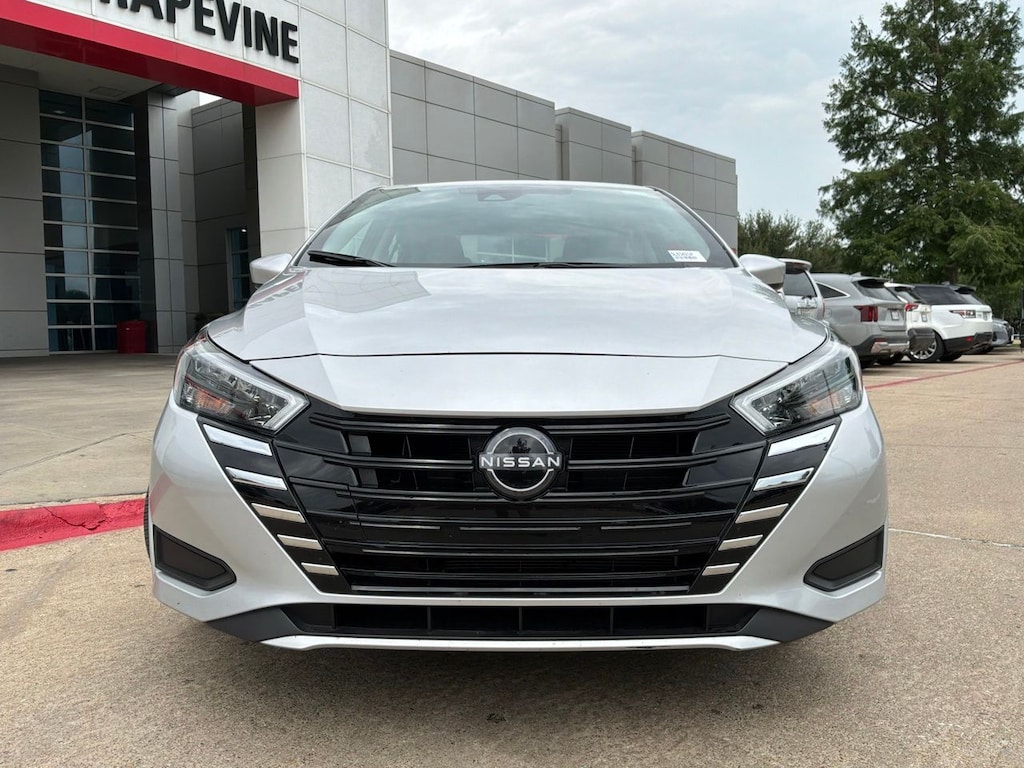 Used 2025 Nissan