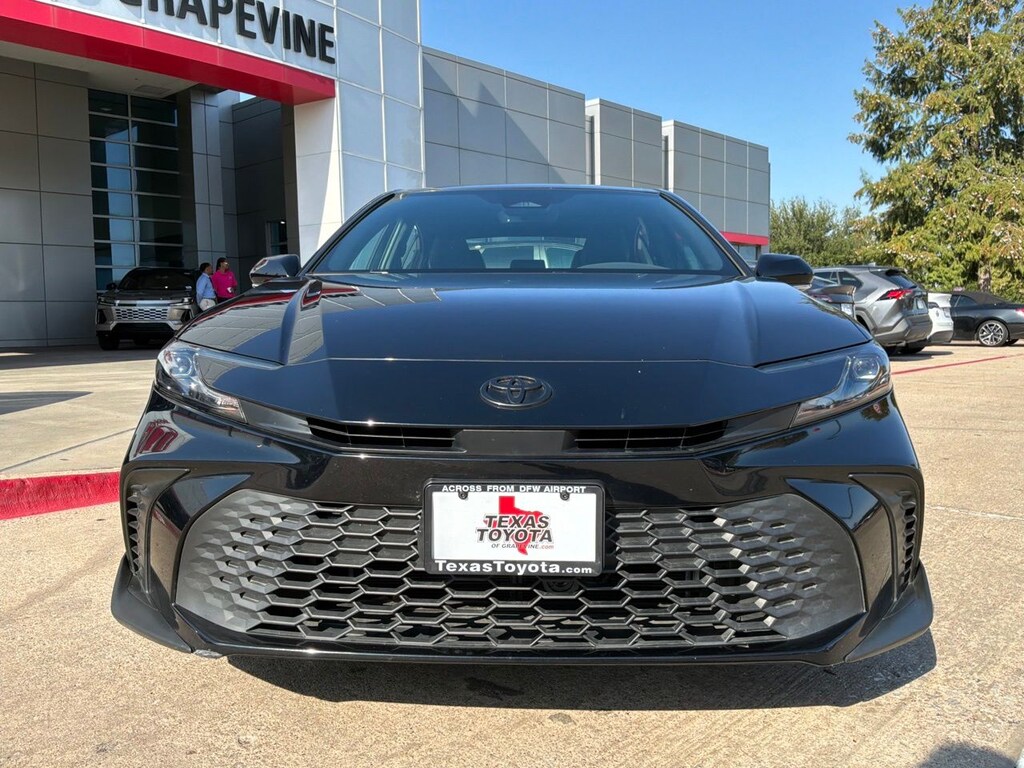 Used 2026 Toyota Camry SE Sedan