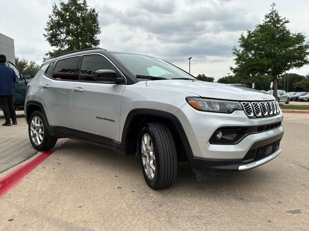 Used 2025 Jeep Compass Limited SUV