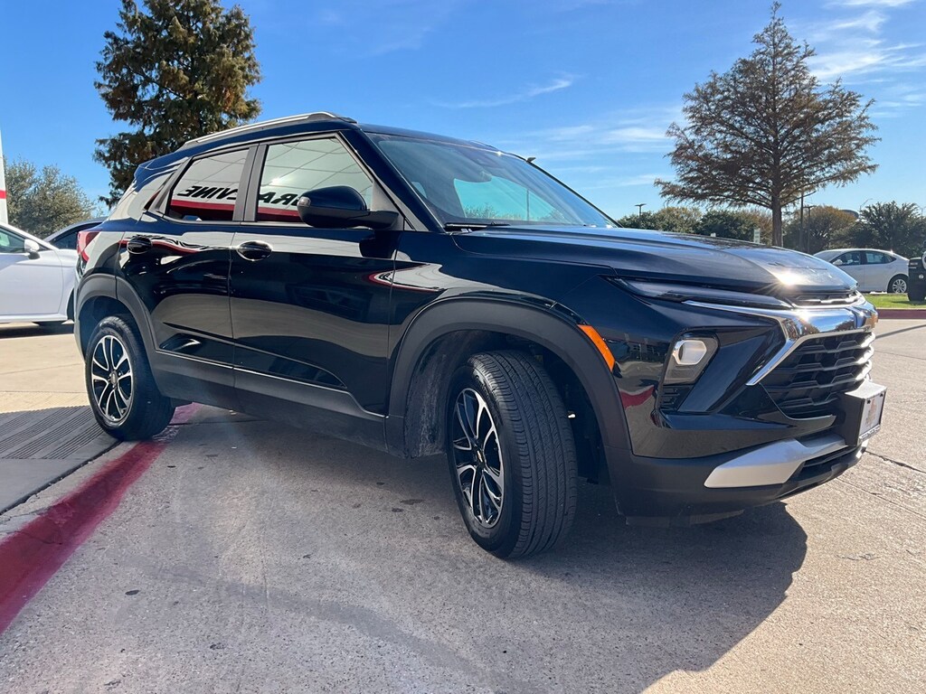 Used 2025 Chevrolet Trailblazer LT SUV