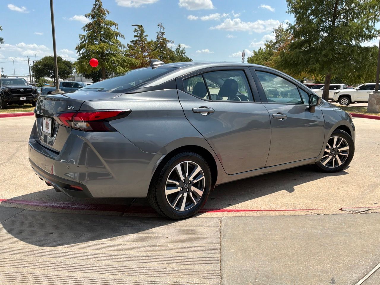 2023 Nissan Versa Sedan SV - Photo 6