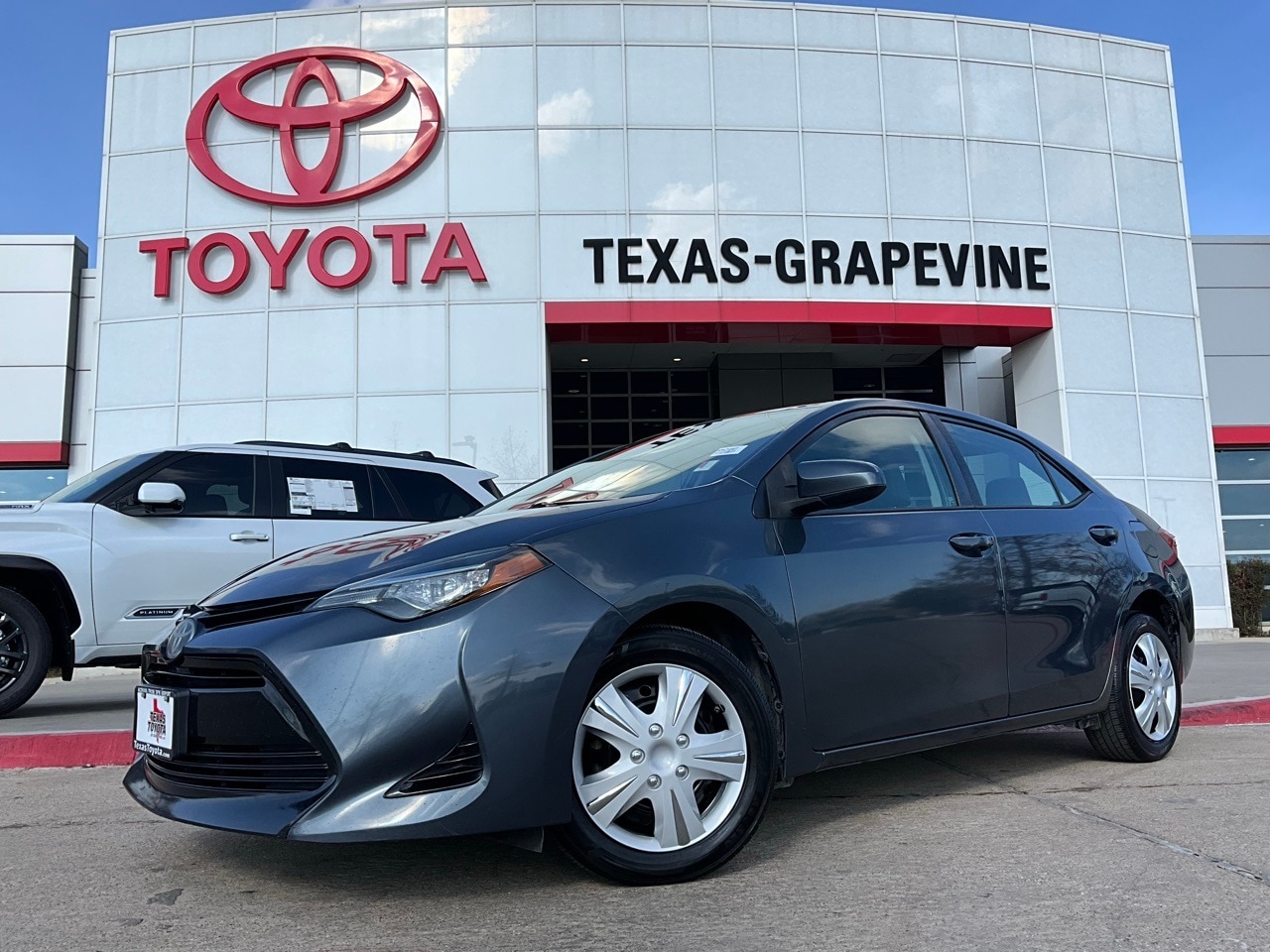 2017 Toyota Corolla LE's photo