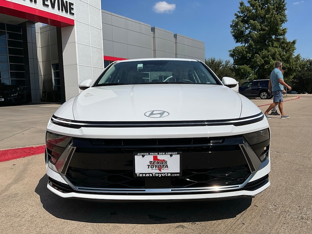 Used 2024 Hyundai Sonata Hybrid SEL Sedan