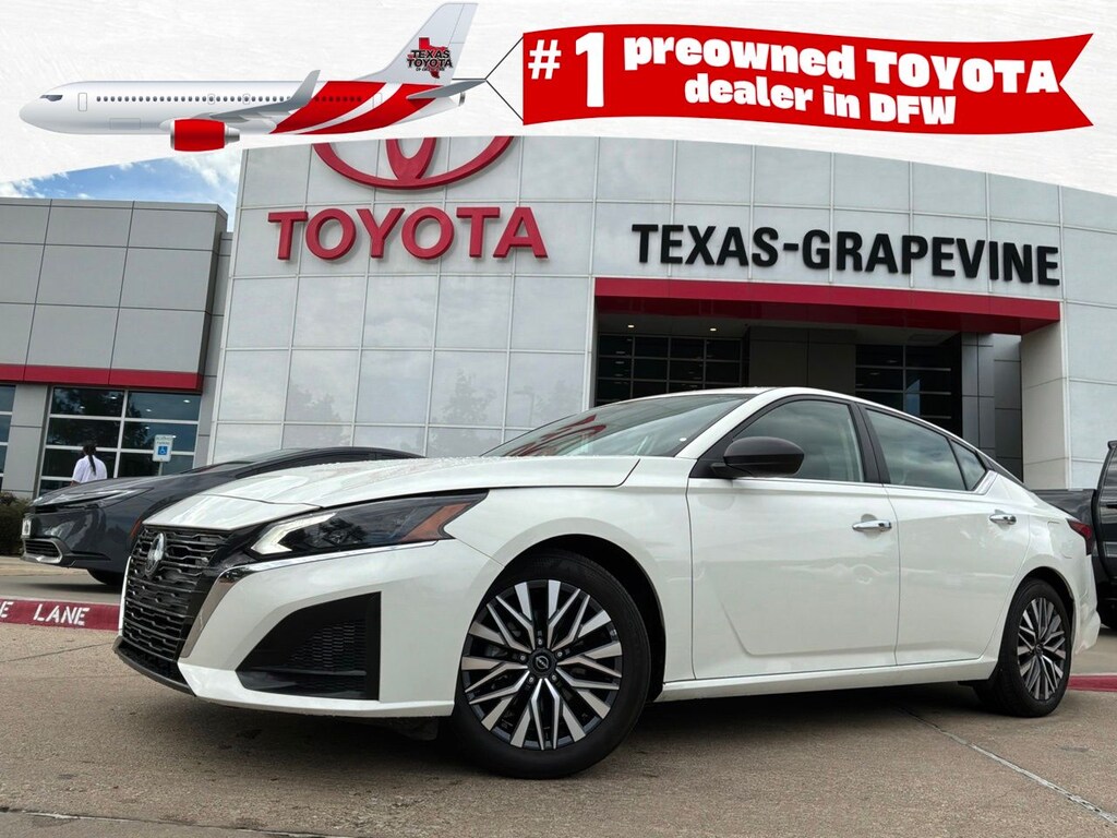 Used 2025 Nissan Altima 2.5 SV Sedan