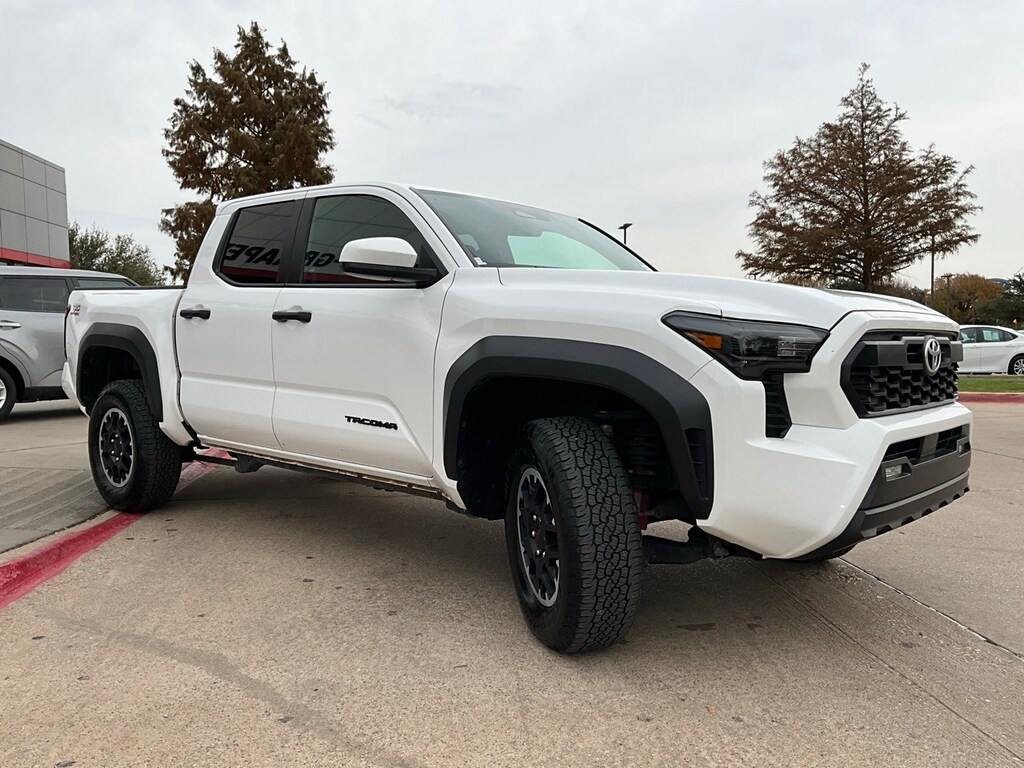 Used 2025 Toyota Tacoma TRD Off-Road Truck