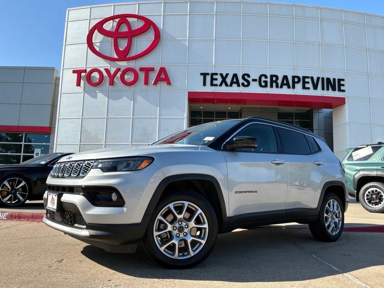 Vehicle Image 2