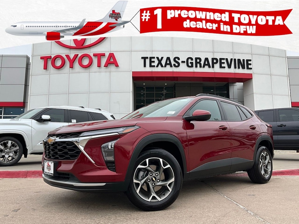 Used 2025 Chevrolet Trax LT SUV